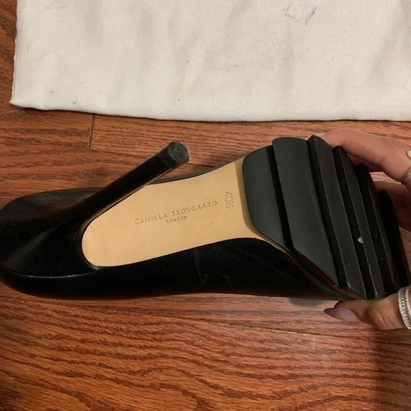 Camilla Skovgaard Black Pumps - Picture 3 of 4